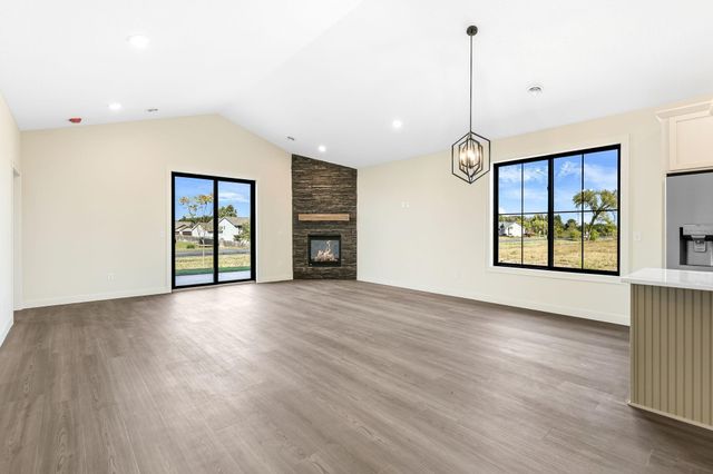 31706 Madison Road, Lindstrom, MN 55045