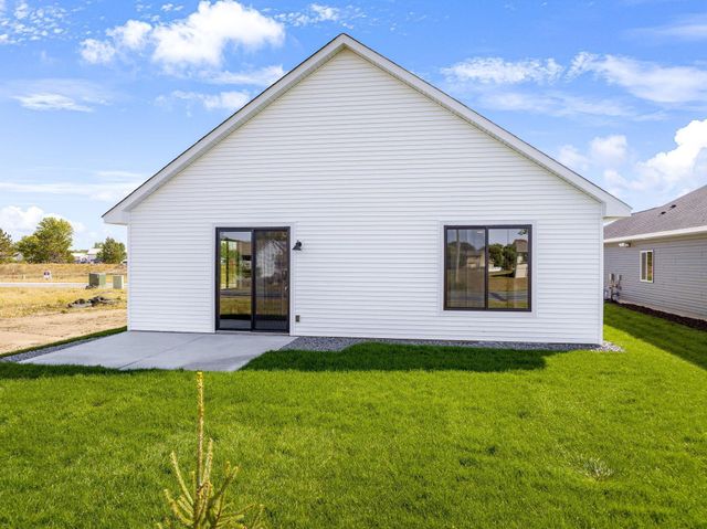 31706 Madison Road, Lindstrom, MN 55045