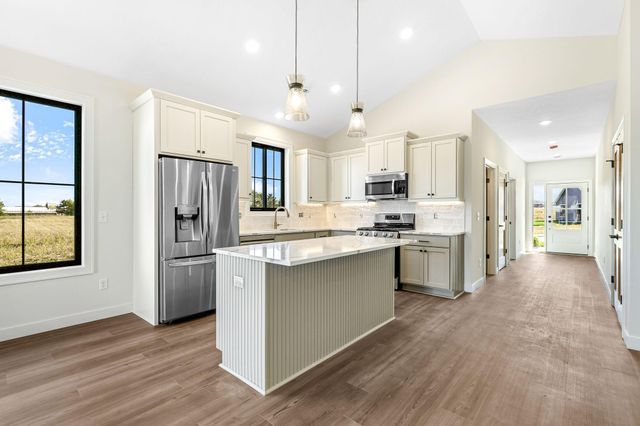 31706 Madison Road, Lindstrom, MN 55045