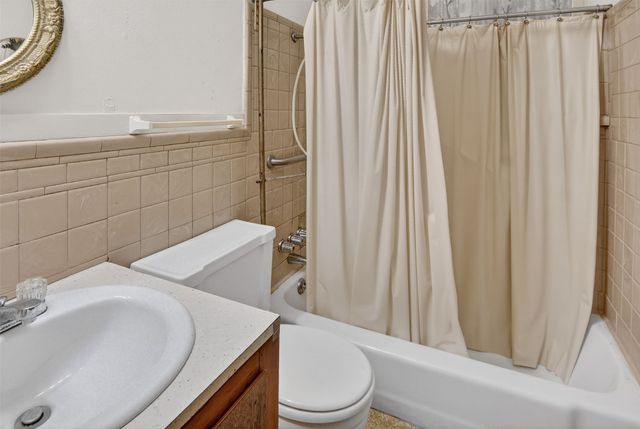 1224 S Brazos Street, Weatherford, TX 76086