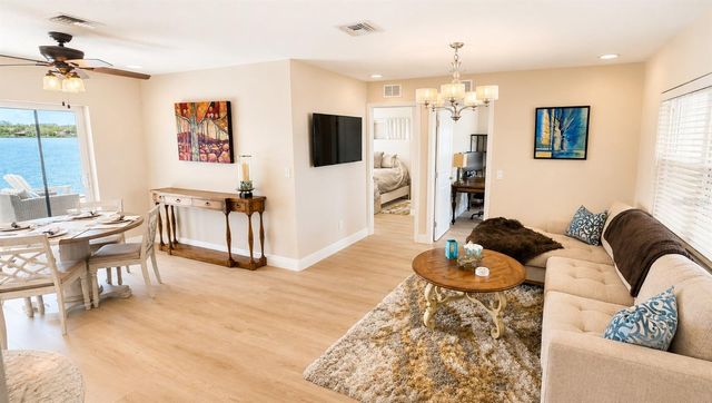 526 20TH AVENUE, Indian Rocks Beach, FL 33785