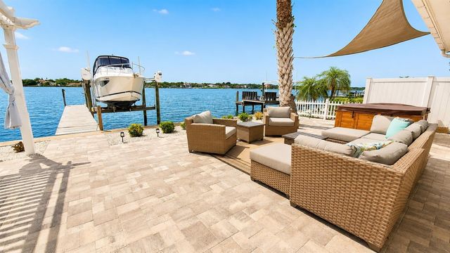 526 20TH AVENUE, Indian Rocks Beach, FL 33785