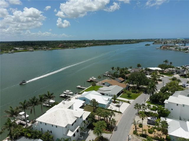 526 20TH AVENUE, Indian Rocks Beach, FL 33785