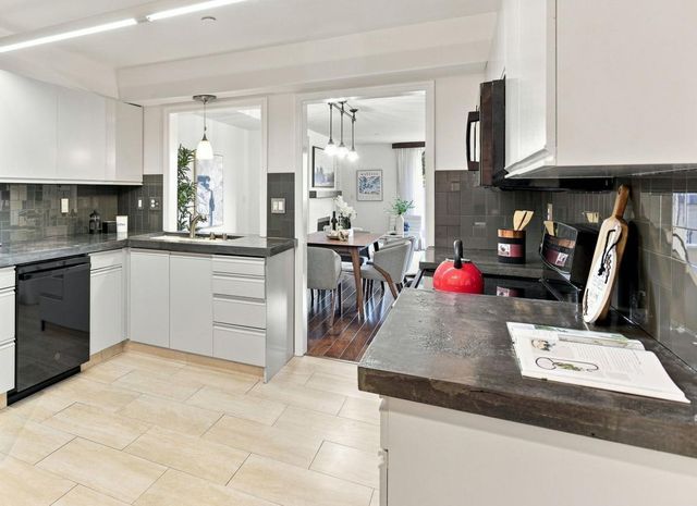 1500 Sherman Avenue 1A, Burlingame, CA 94010