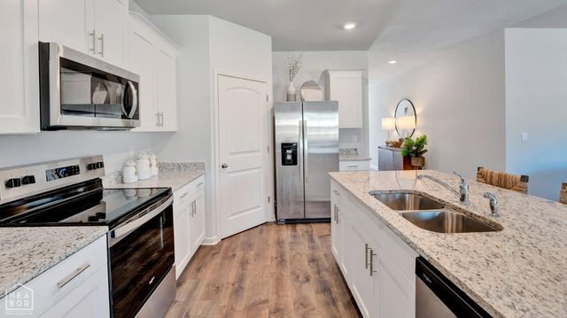 4905 Edgemont Drive, Jonesboro, AR 72405