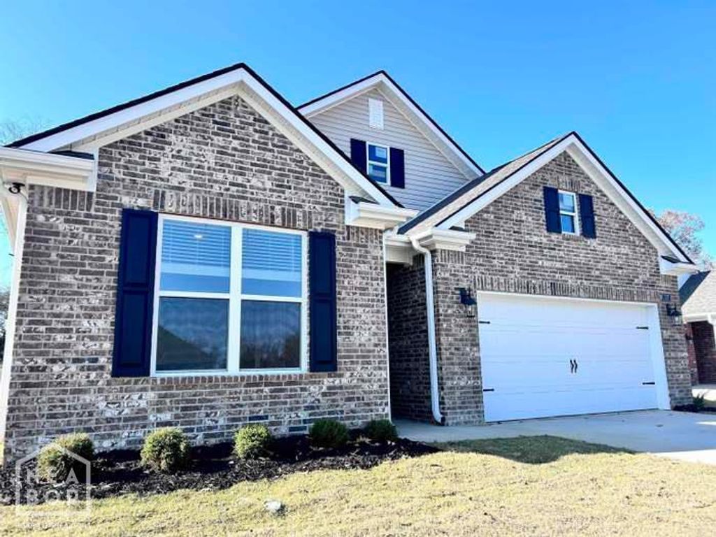 4905 Edgemont Drive, Jonesboro, AR 72405