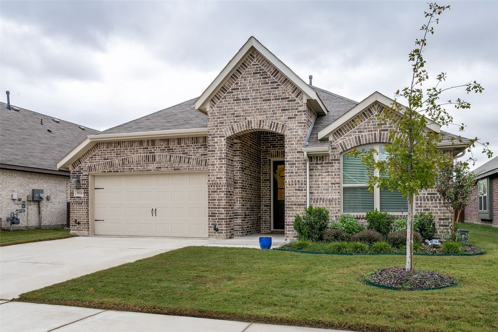 5924 Pine River Lane, Fort Worth, TX 76179 — photo 3
