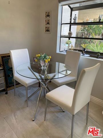 4707 Willis Avenue 110, Sherman Oaks, CA 91403