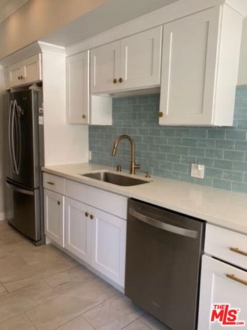 4707 Willis Avenue 110, Sherman Oaks, CA 91403