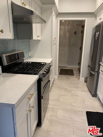4707 Willis Avenue 110, Sherman Oaks, CA 91403