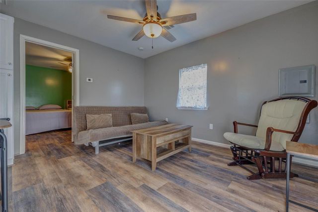 38094 Joe Loggins Road, Hempstead, TX 77445