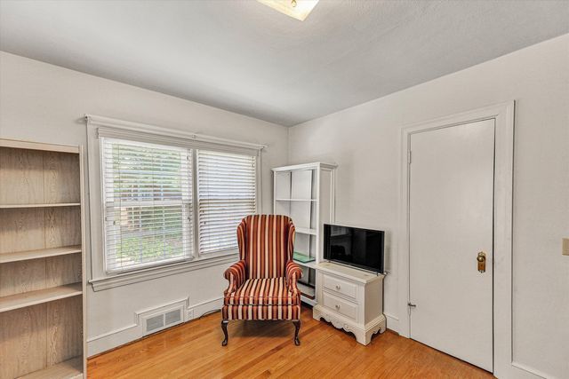 225 HILLCREST DR, Rocky Mount, VA 24151