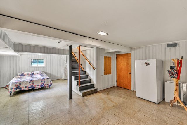 225 HILLCREST DR, Rocky Mount, VA 24151
