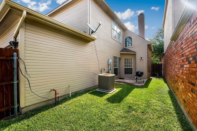 18719 Riverstone Court, Dallas, TX 75252