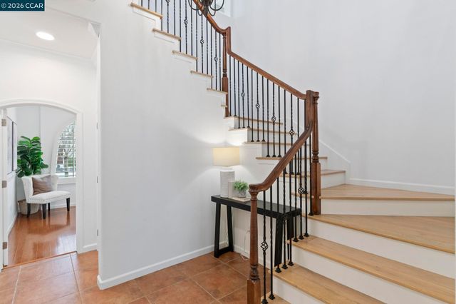 124 Nanterre St, Danville, CA 94506