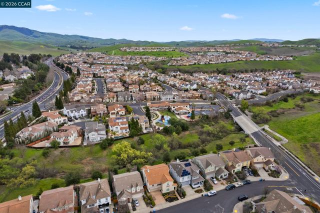 124 Nanterre St, Danville, CA 94506