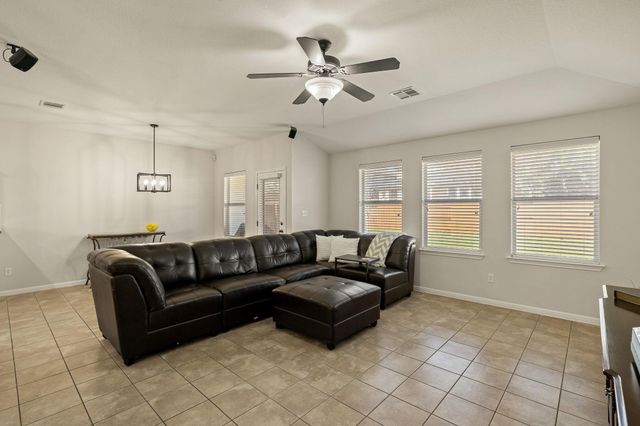 18632 Wind Valley WAY, Pflugerville, TX 78660