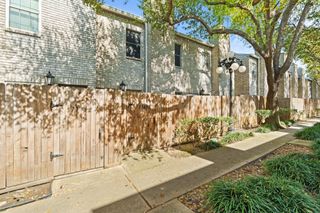 17491 Red Oak Drive 7491, Houston, TX 77090