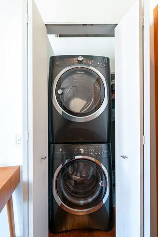 333 W HUBBARD Street 801, Chicago, IL 60654