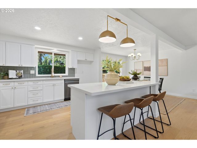 2820 Se 90TH Pl, Portland, OR 97266
