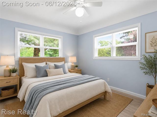2449 N Genesee Road, Burton, MI 48509