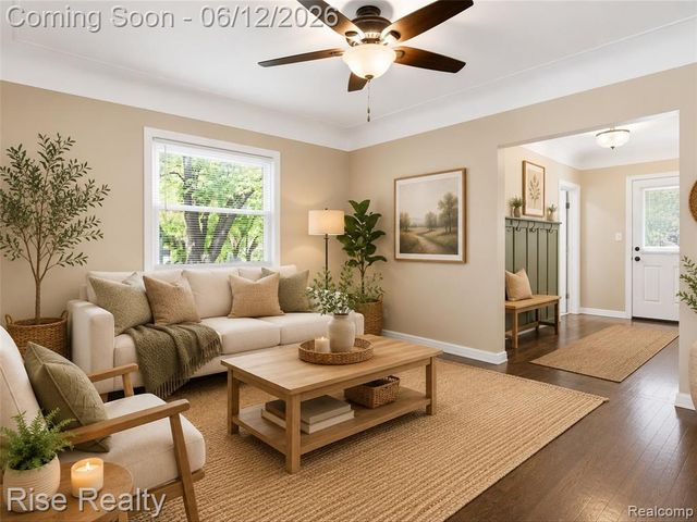 2449 N Genesee Road, Burton, MI 48509