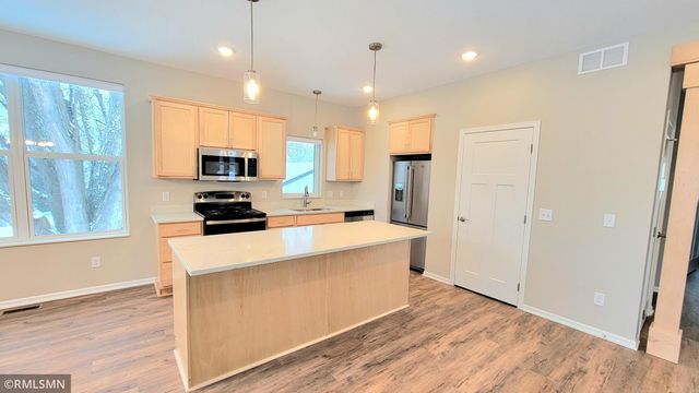 413 Franklin Avenue NW, Watertown, MN 55388