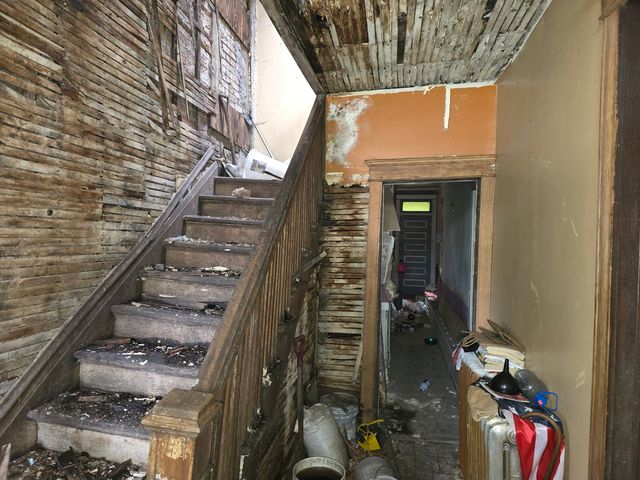 6831 S Emerald Avenue, Chicago, IL 60621