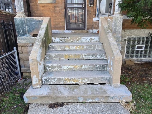 6831 S Emerald Avenue, Chicago, IL 60621