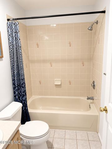 11 Lexington Court, Holmdel, NJ 07733