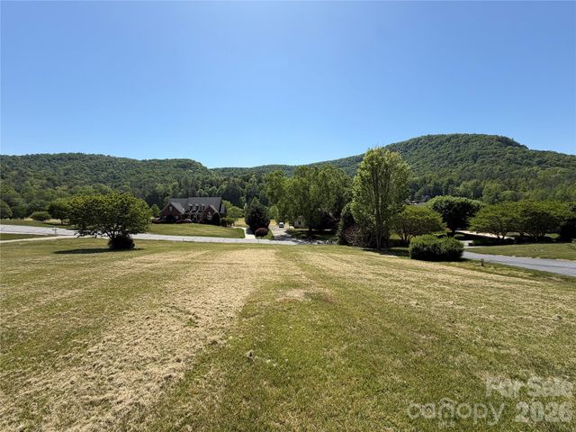 2136 Cedar Rock Estates Drive, Lenoir, NC 28645