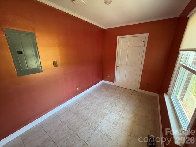 2136 Cedar Rock Estates Drive, Lenoir, NC 28645