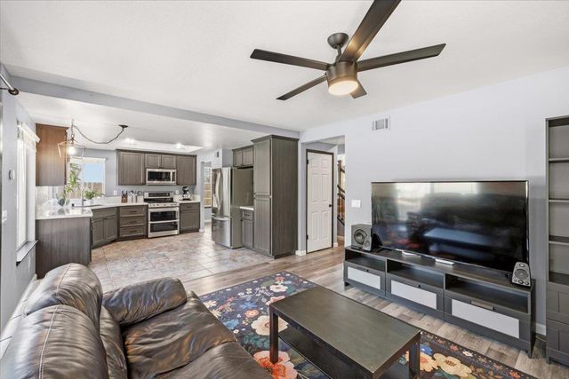 3311 Groveland Way, Antelope, CA 95843