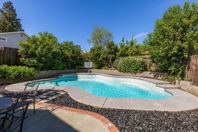 3311 Groveland Way, Antelope, CA 95843