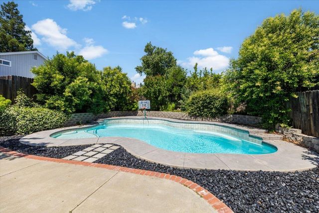 3311 Groveland Way, Antelope, CA 95843