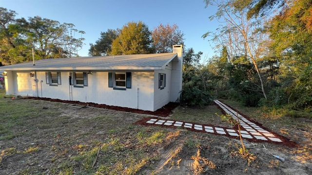 26221 SE 159TH LANE, Umatilla, FL 32784