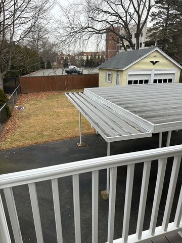 36 Raymond Ave 1, Salem, MA 01970