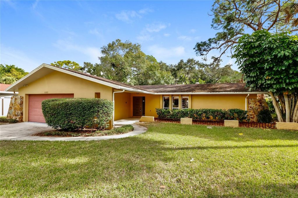 1124 DANNY DRIVE, Sarasota, FL 34243