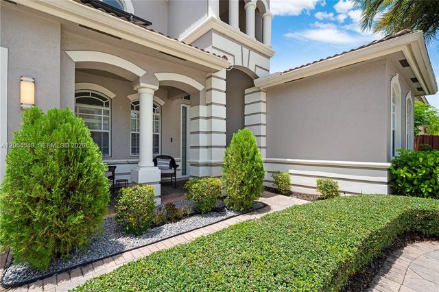 8770 SW 204th Street, Cutler Bay, FL 33189