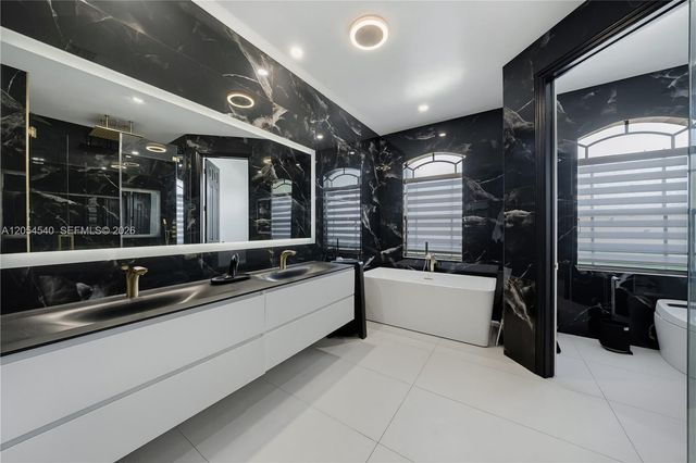 8770 SW 204th Street, Cutler Bay, FL 33189