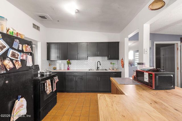 2618 ABERCORN Road, Jacksonville, FL 32211