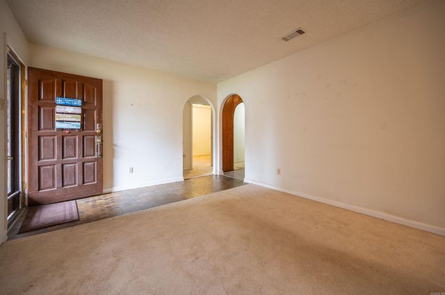 9409 Labette Drive, Little Rock, AR 72205