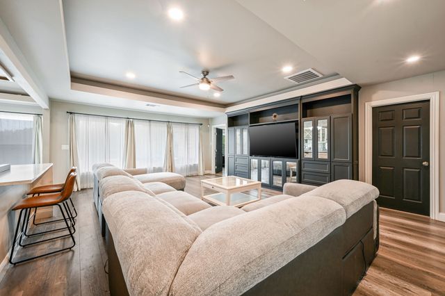 4901 Circle Ridge Drive, Fort Worth, TX 76114