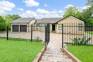 4901 Circle Ridge Drive, Fort Worth, TX 76114