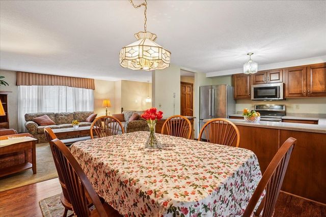 15 Lindstrom Lane, Manchester, NH 03104