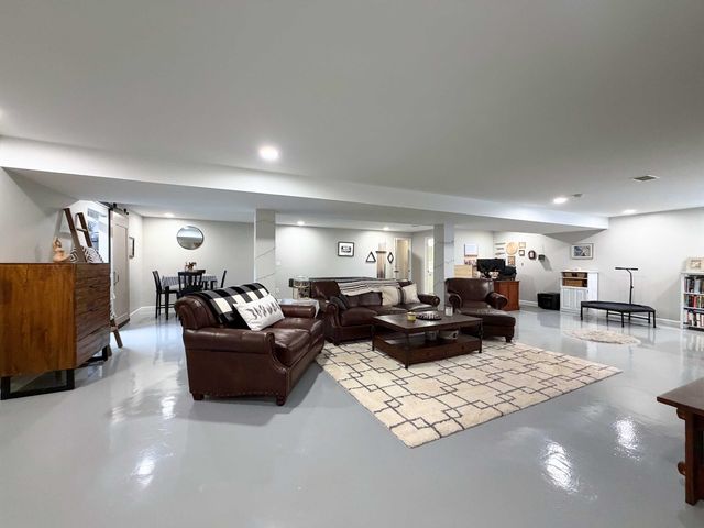 3520 W Farrand Road, Vienna Twp, MI 48420