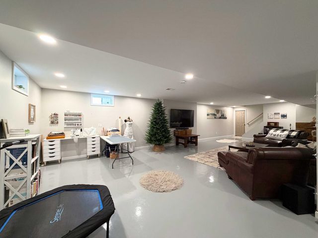 3520 W Farrand Road, Vienna Twp, MI 48420