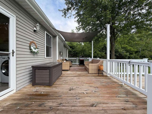 3520 W Farrand Road, Vienna Twp, MI 48420