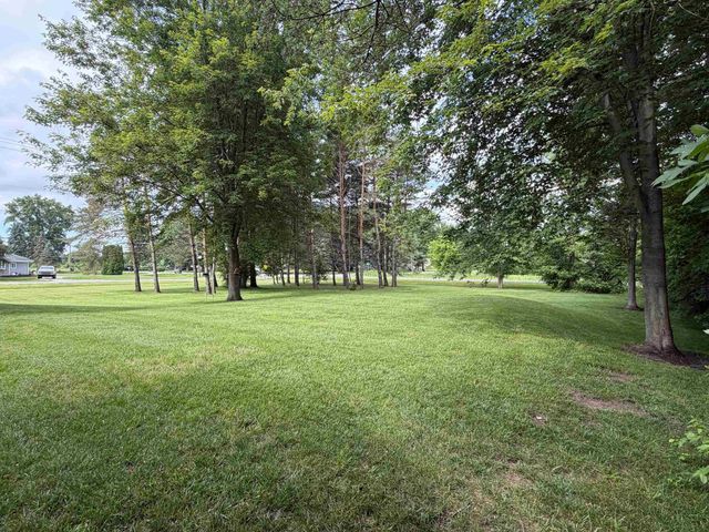 3520 W Farrand Road, Vienna Twp, MI 48420