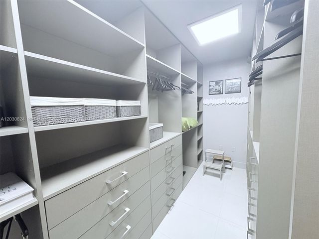 10275 Collins Avenue 1522, Bal Harbour, FL 33154